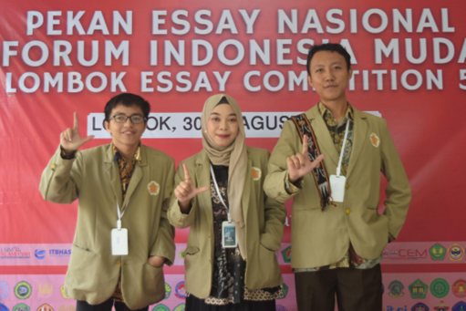 Lomba Esai 2