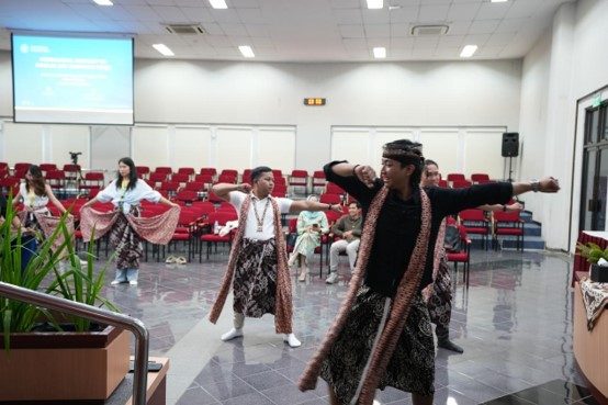 Antusias 3